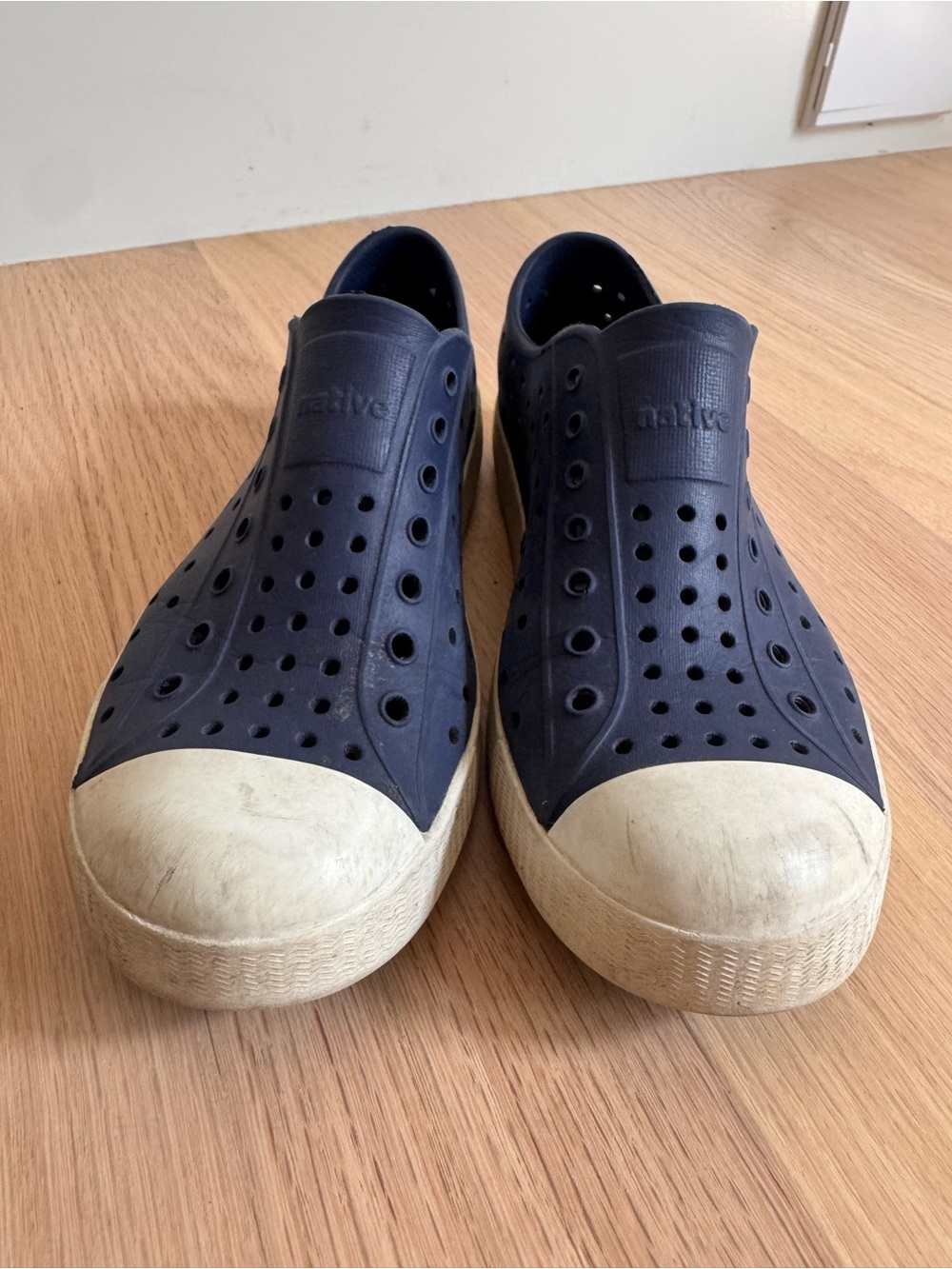 Native Navy Slip-On Loafers kids size 3